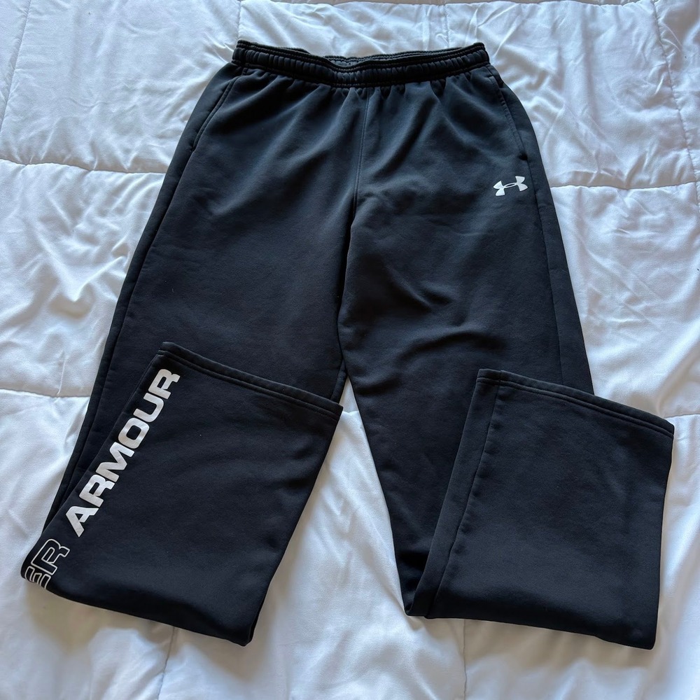 Under Armour Boys Youth XL Black Fleece Sweatpants Loose Fit Logo Athletic Pants